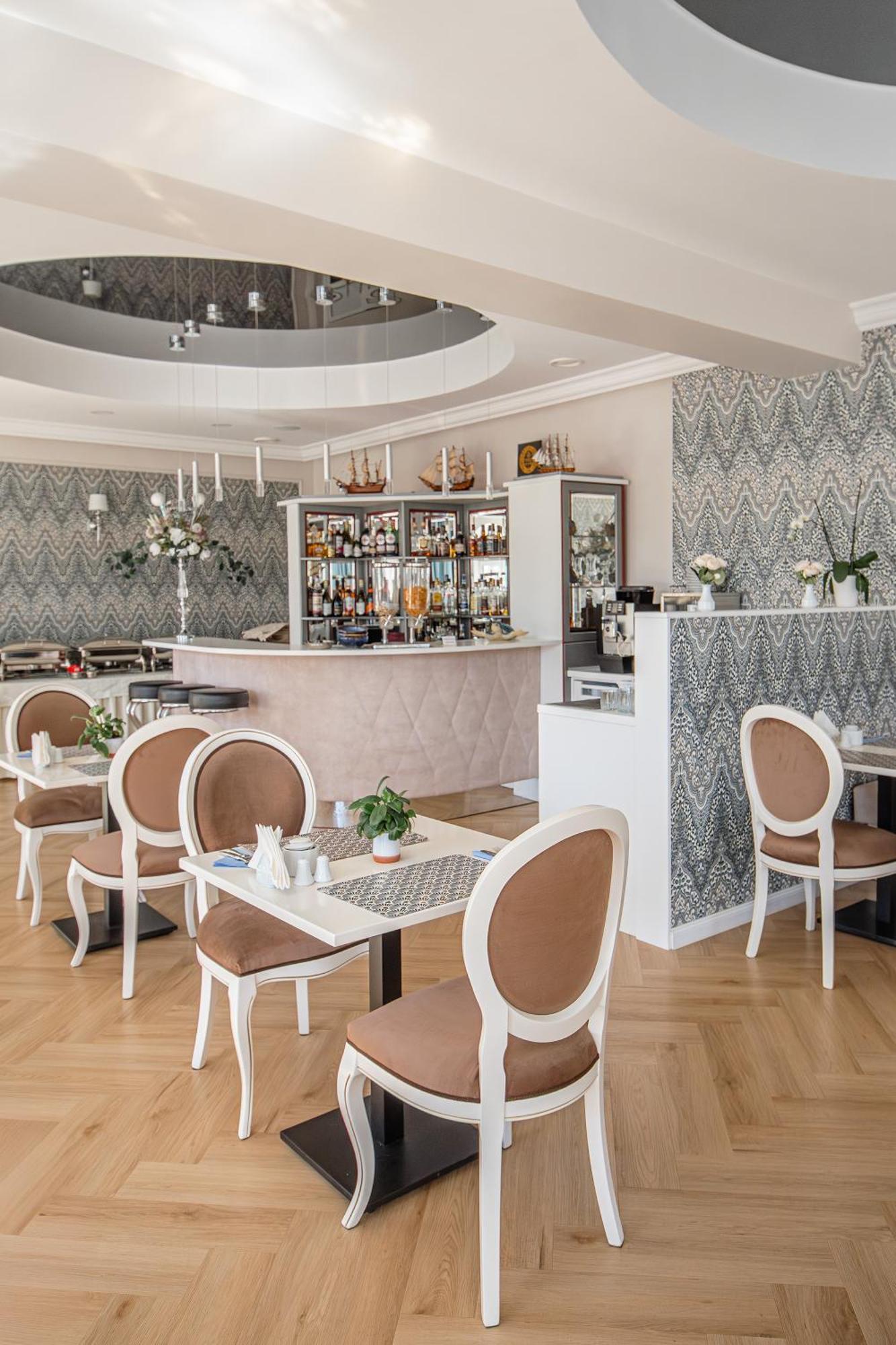 Moris Boutique Beach Hotel Gdansk Exterior photo